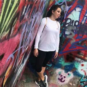 Meet your Posher, Aileen